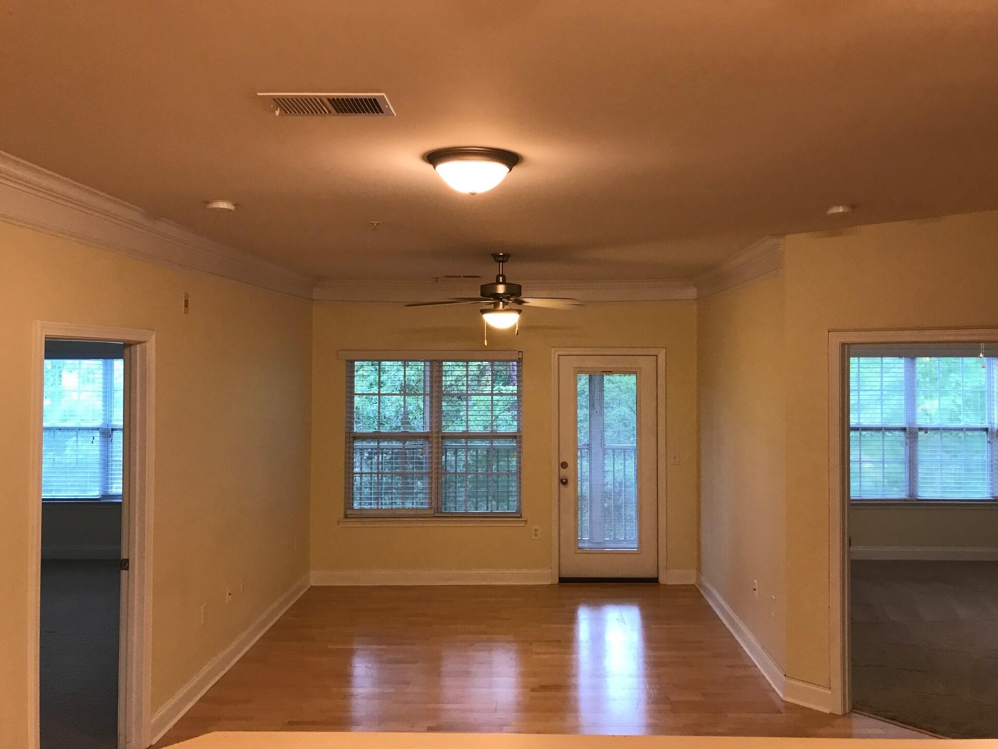 1320 Basildon Road, Unit W/GARAGE Mount Pleasant, SC 29466 - Photo 2 of 5 Dining room den