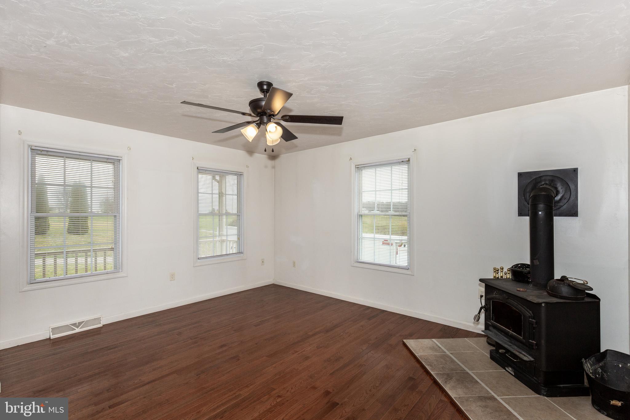 1335 Kbs Road Spring Grove, PA 17362 - Photo 12 of 74