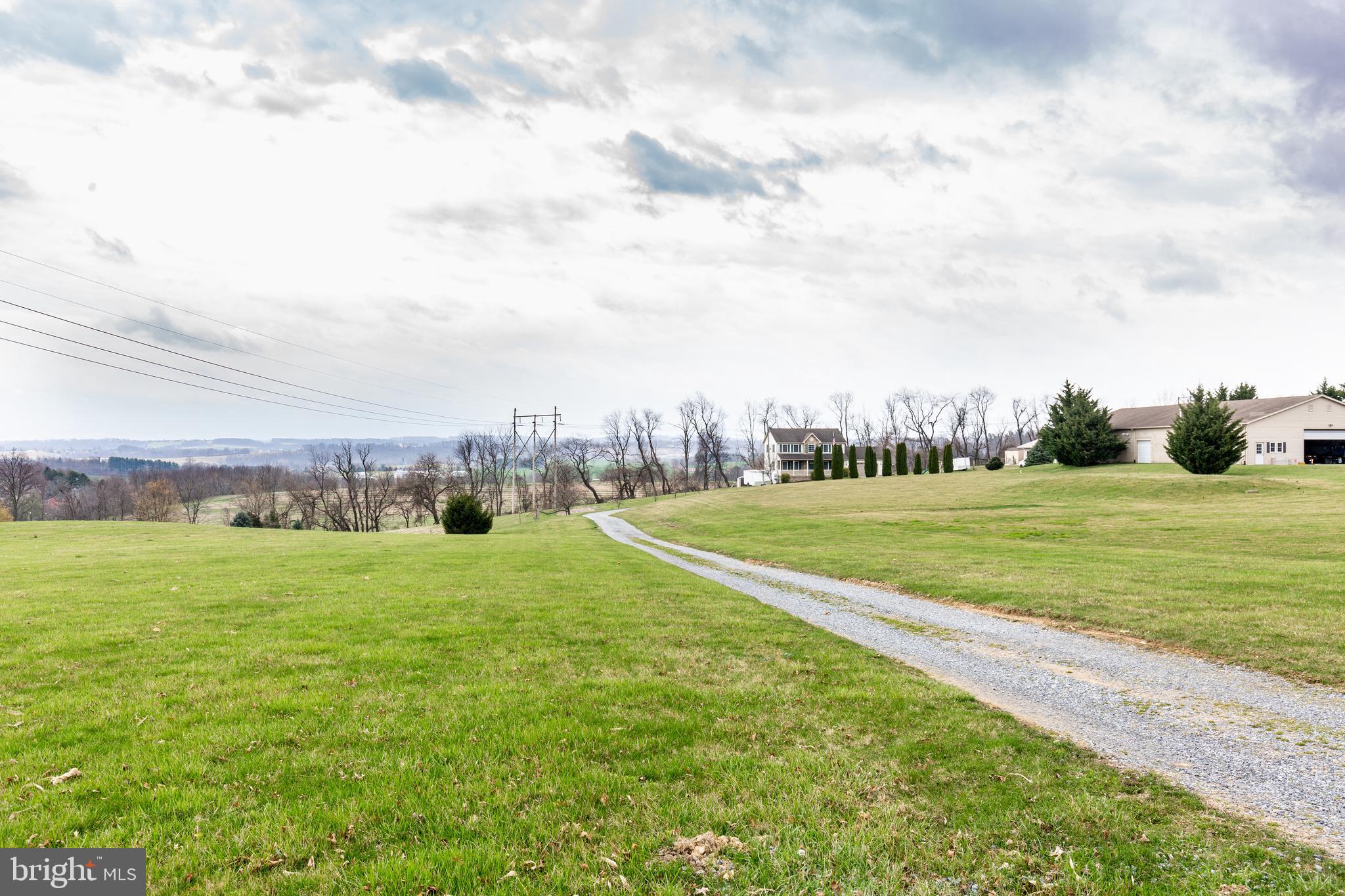 1335 Kbs Road Spring Grove, PA 17362 - Photo 4 of 74