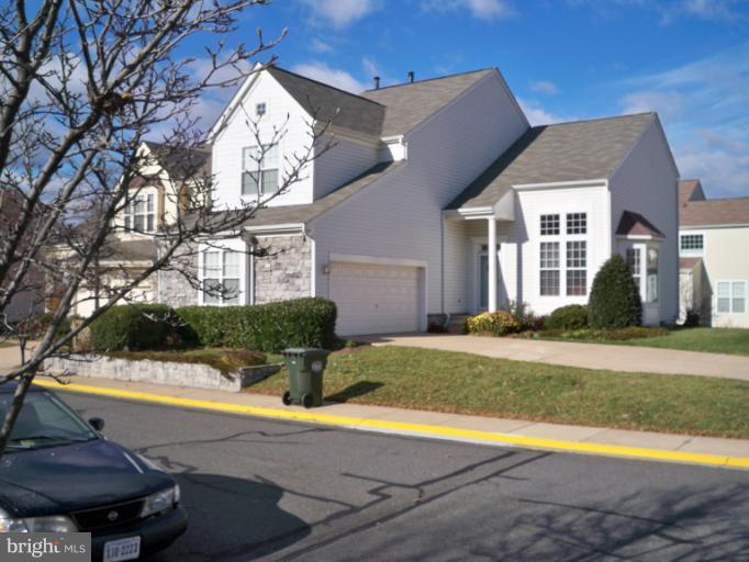 2446 Arctic Fox Way Reston, VA 20191 - Photo 8 of 13 Exterior (General)