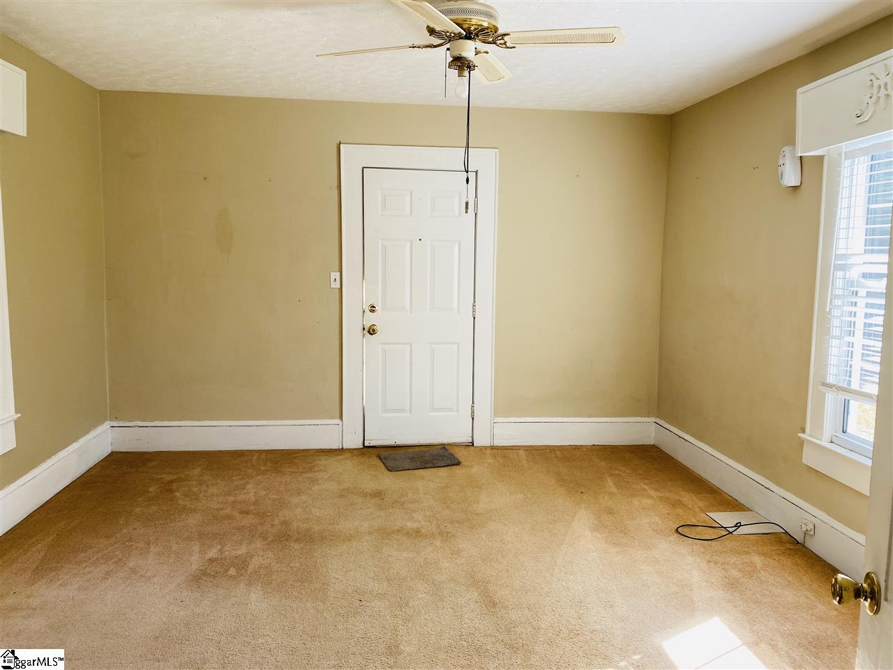 191 West Main Street Duncan, SC 29334 - Photo 5 of 12 Gallery Image 5