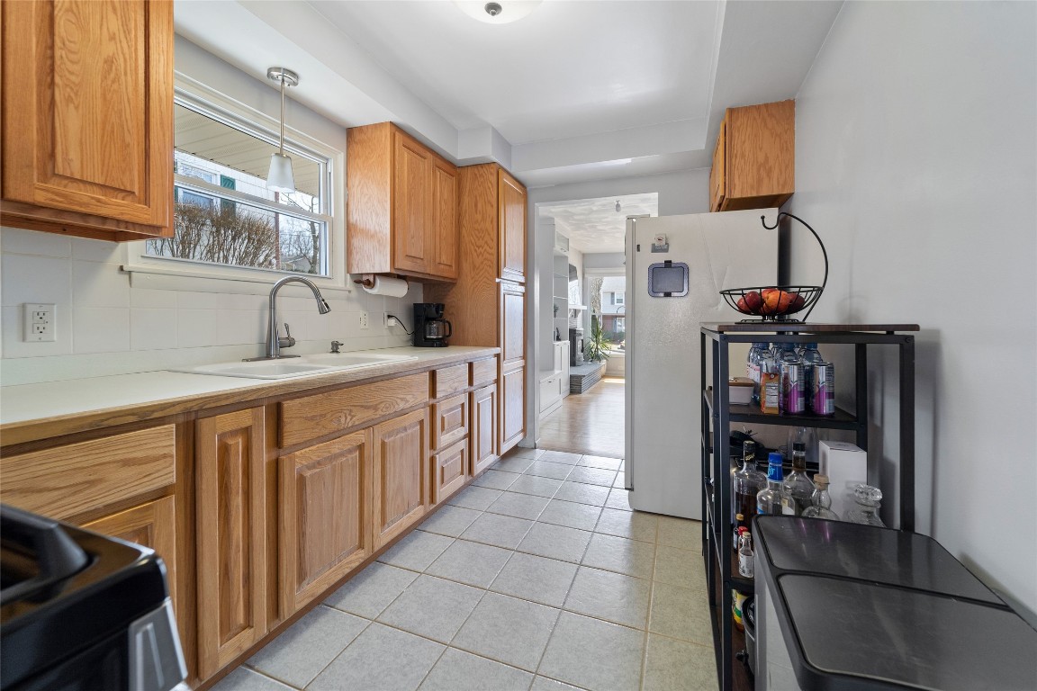 3625 Royal Road Endwell, NY 13760 - Photo 8 of 22 Gallery Image 8