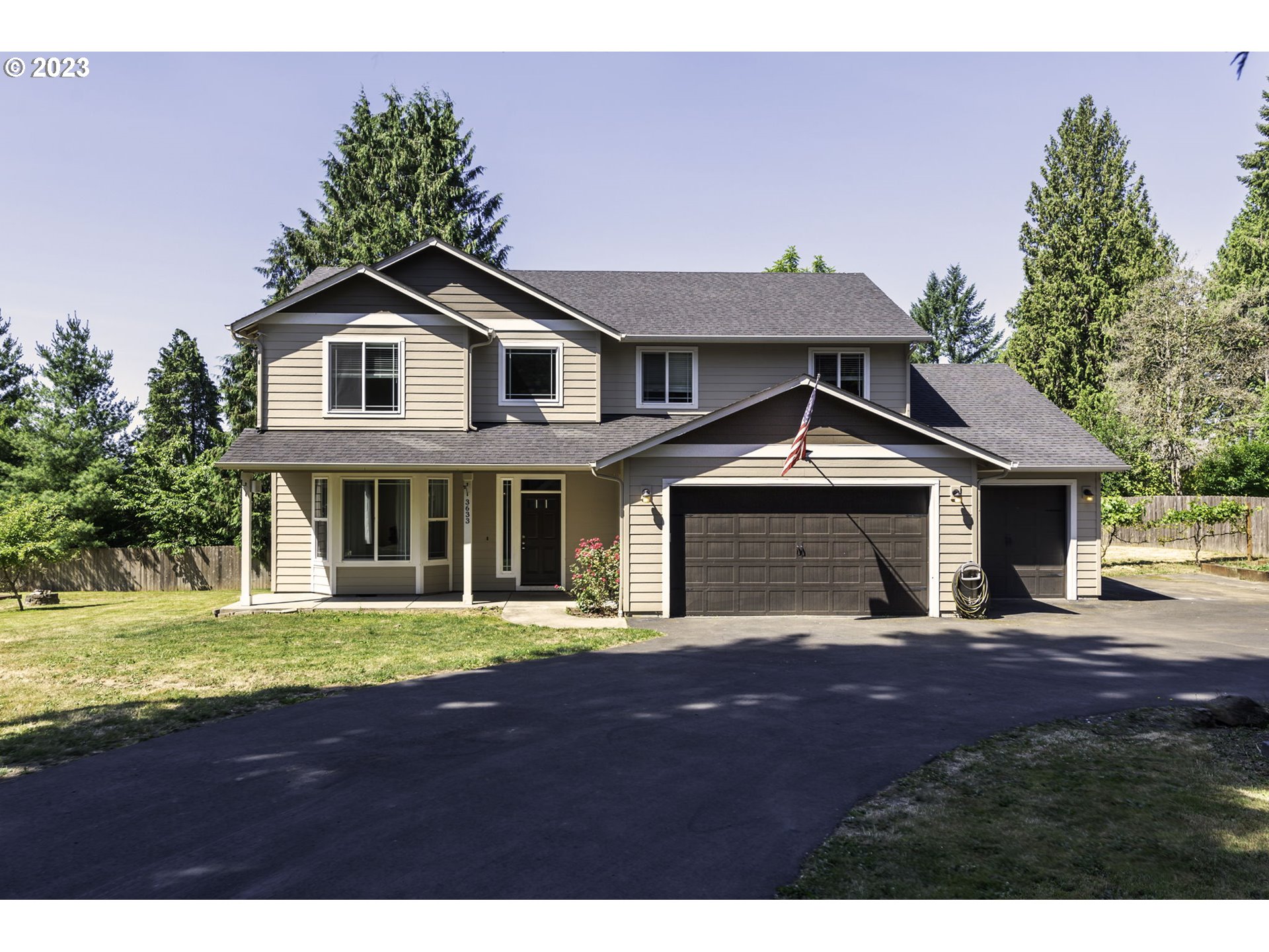 3633 Sunset Way Longview, WA 98632 - Photo 1 of 48 Gallery Image 1