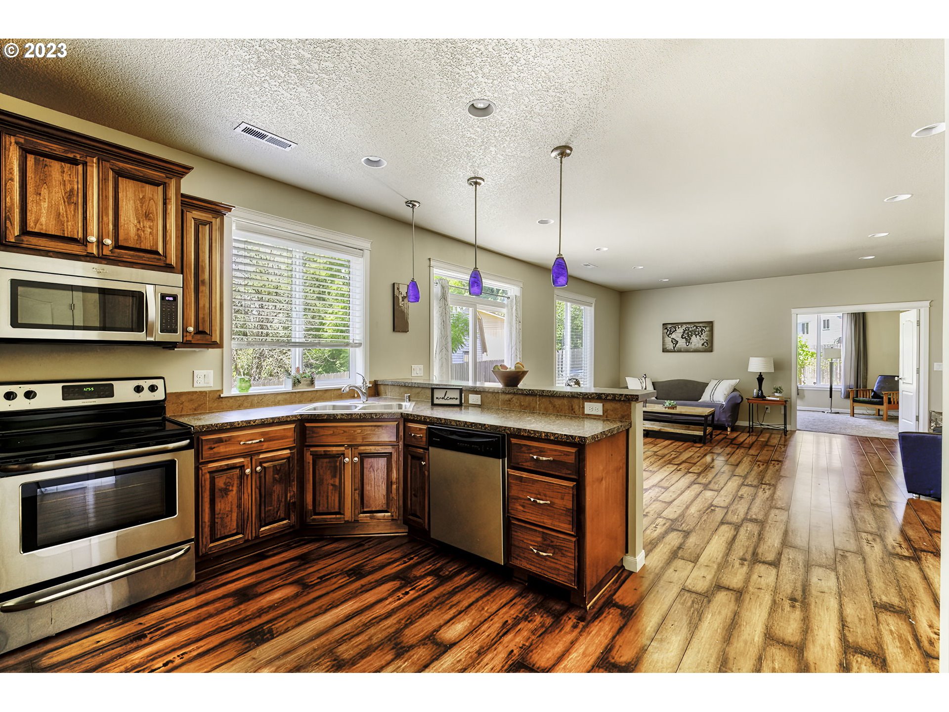 3633 Sunset Way Longview, WA 98632 - Photo 13 of 48 Gallery Image 13