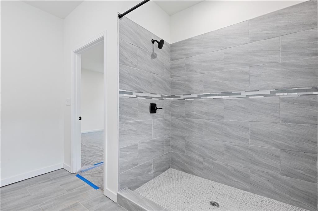 3272 Corktree Trail Lithonia, GA 30038 - Photo 14 of 22 a bathroom with a shower
