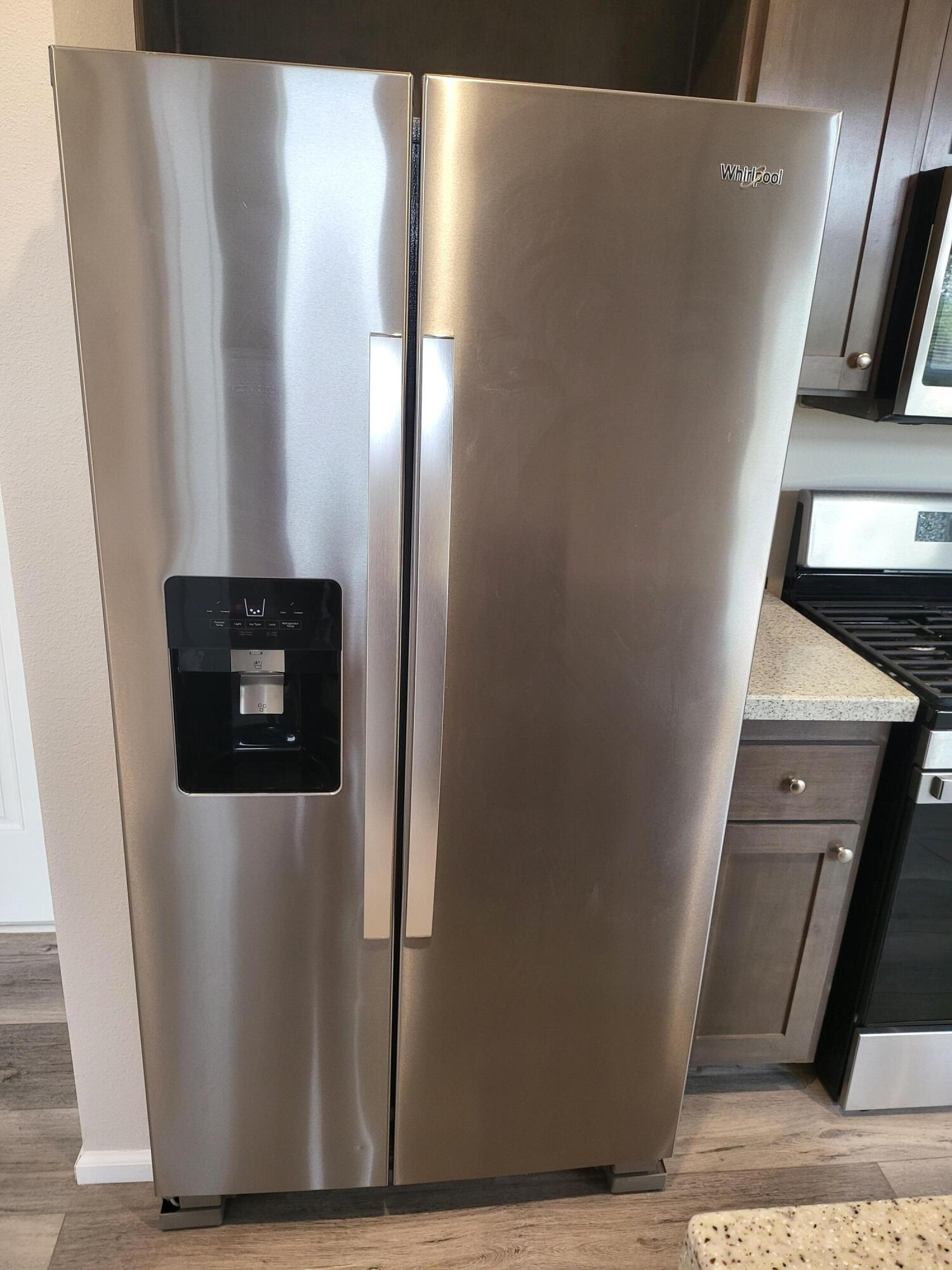 4898 Antelope Road Eagle Point, OR 97524 - Photo 12 of 29 Stainless Steel Refrigerator