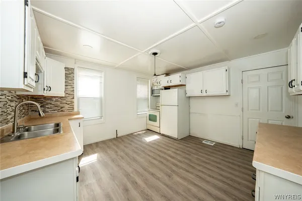 $199,900 | 44 Laforce Place, Buffalo, NY 14207