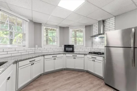 $1,150,000 | 9170 Nesbit Lakes Drive, Alpharetta, GA 30022