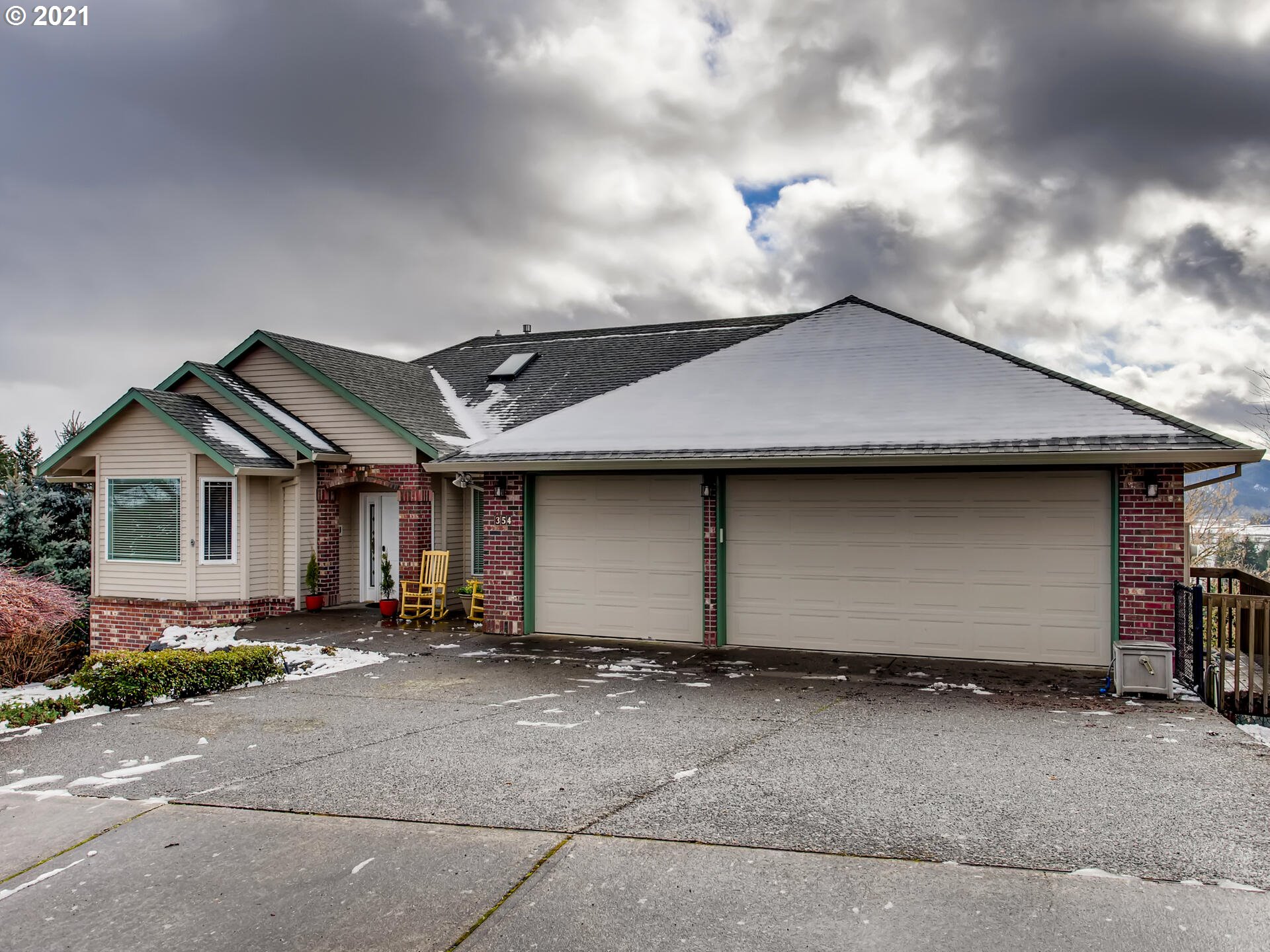 354 Watercrest Road Forest Grove, OR 97116 - Photo 1 of 32 Gallery Image 1