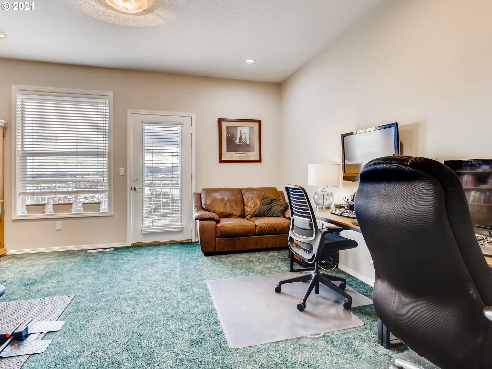 354 Watercrest Road Forest Grove, OR 97116 - Photo 19 of 32 Gallery Image 19