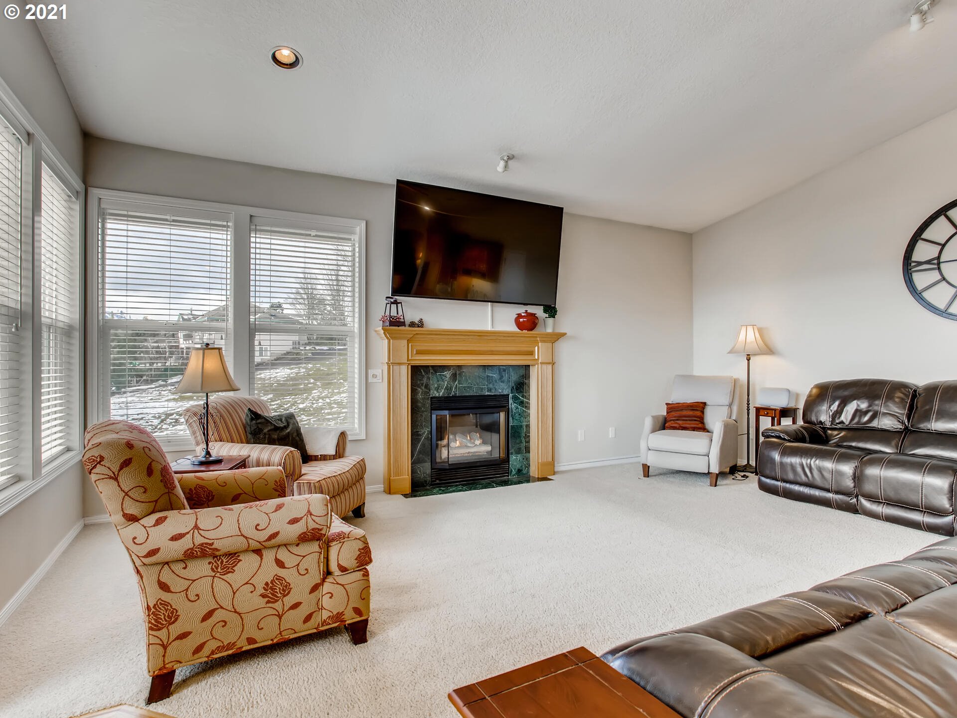 354 Watercrest Road Forest Grove, OR 97116 - Photo 6 of 32 Gallery Image 6