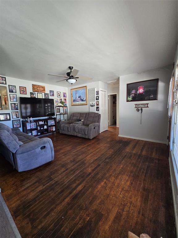 213 Blundell Street Ranger, TX 76470 - Photo 6 of 24