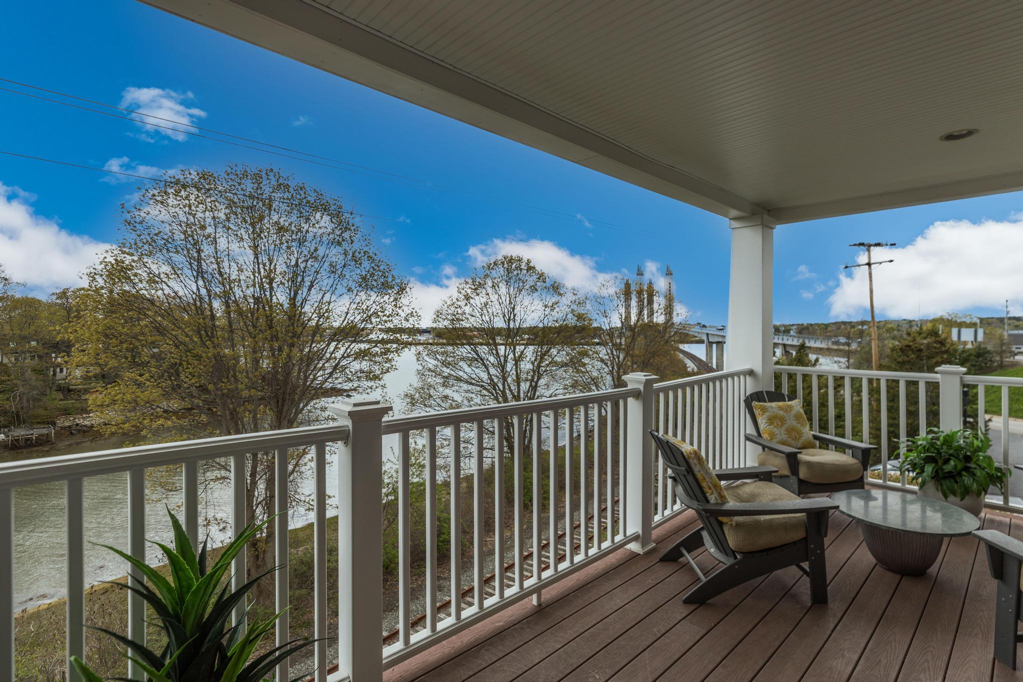 19 Bridge Street, Unit 1 Kittery, ME 03904 - Photo 18 of 44