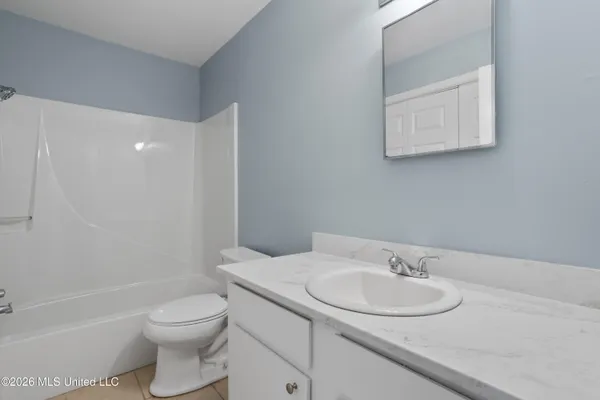 $1,250 | 188 St Paul Street, Biloxi, MS 39530