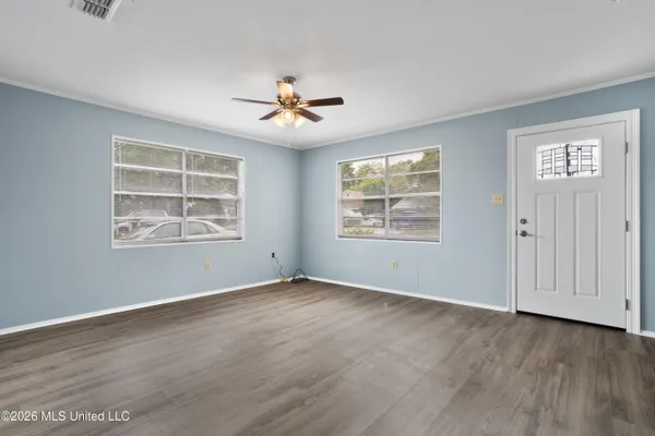 $1,250 | 188 St Paul Street, Biloxi, MS 39530