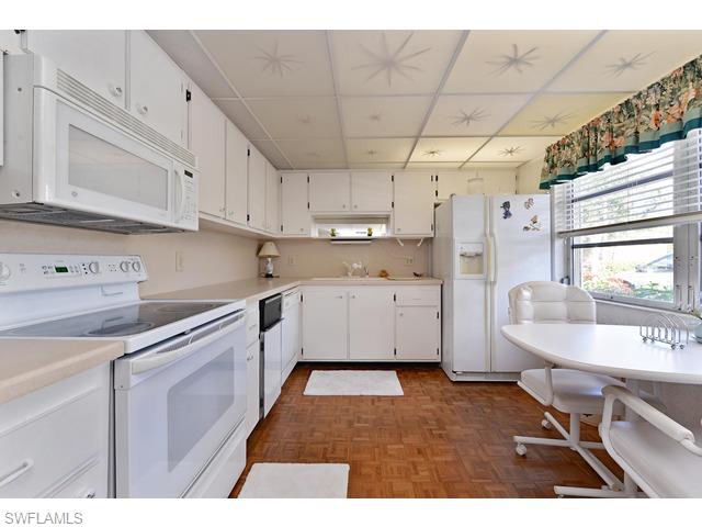 761 Teryl Road, Unit 3 Naples, FL 34112 - Photo 5 of 12 Gallery Image 5