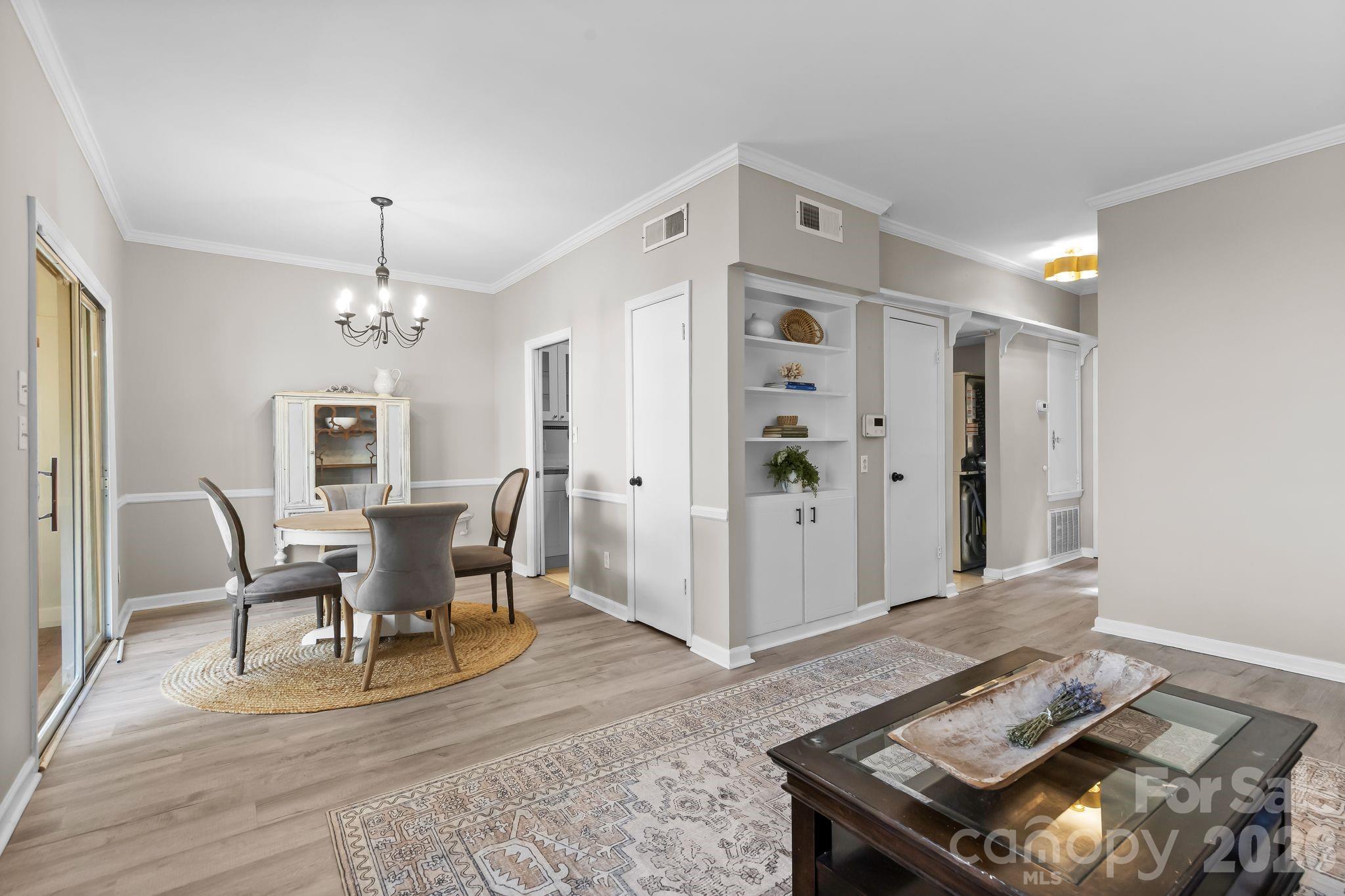 5941 Quail Hollow Road, Unit E Charlotte, NC 28210 - Photo 6 of 35