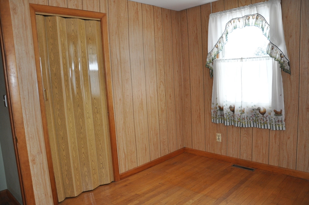 259 Wisdom Way Greenfield, MA 01301 - Photo 13 of 29