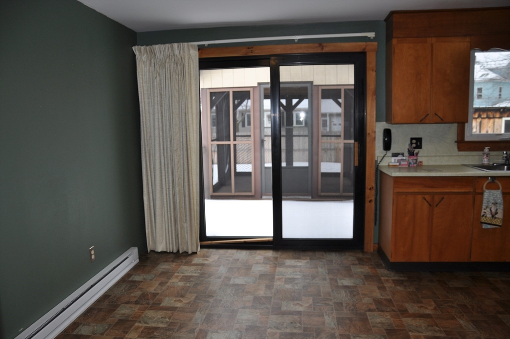 259 Wisdom Way Greenfield, MA 01301 - Photo 4 of 29