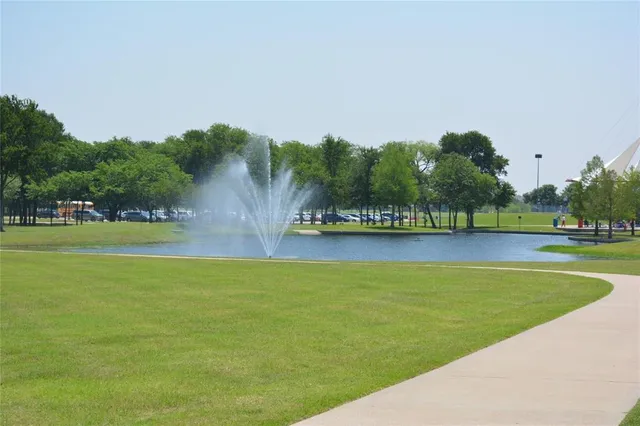 a view of a swimming pool and lake
