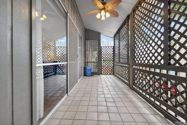 a view of entryway