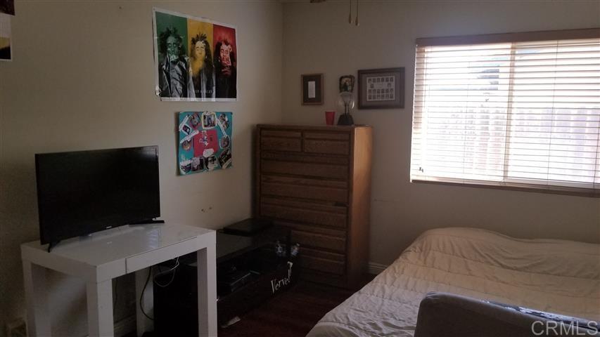 147 Harding Street Oceanside, CA 92057 - Photo 12 of 21 Gallery Image 12