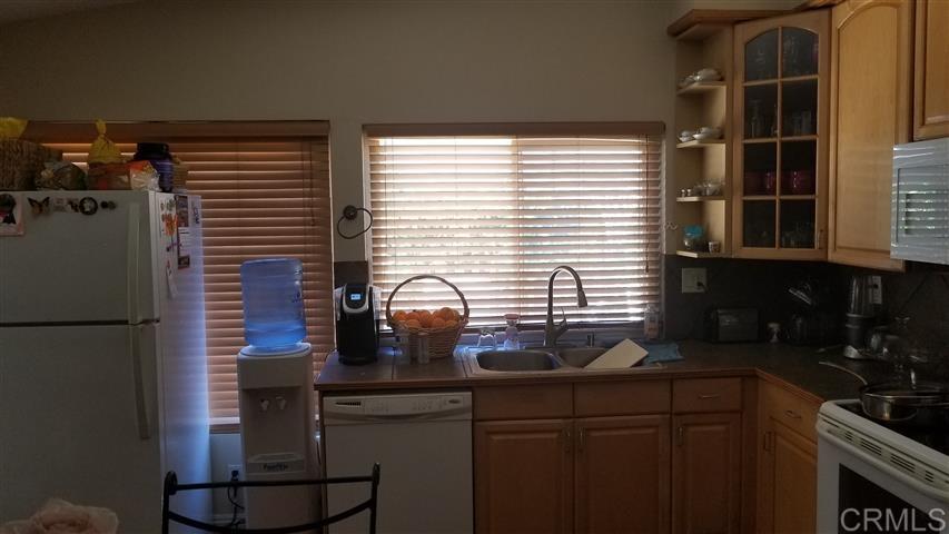 147 Harding Street Oceanside, CA 92057 - Photo 4 of 21 Gallery Image 4
