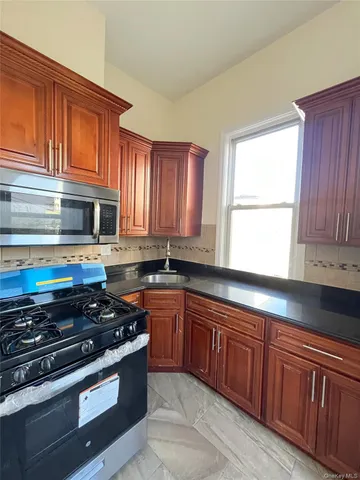 $1,499,000 | 60-40 55th Drive | Maspeth