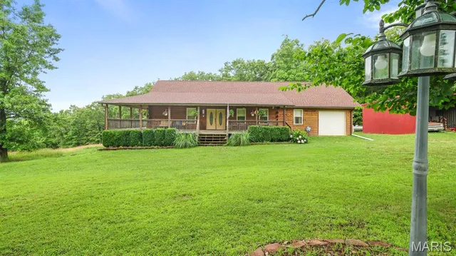 $480,000 | 7745 Murr Road, Graff, MO 65660