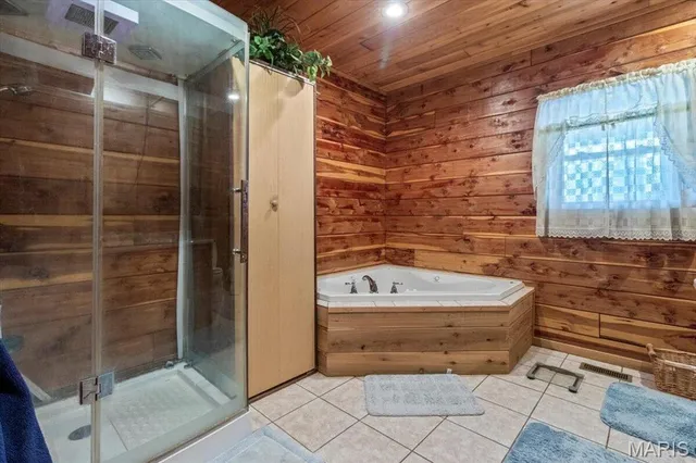 $480,000 | 7745 Murr Road, Graff, MO 65660