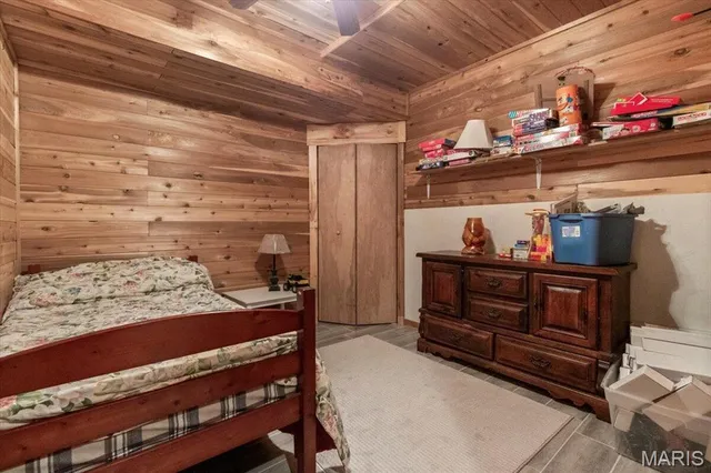 $480,000 | 7745 Murr Road, Graff, MO 65660