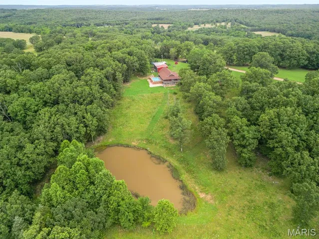 $480,000 | 7745 Murr Road, Graff, MO 65660