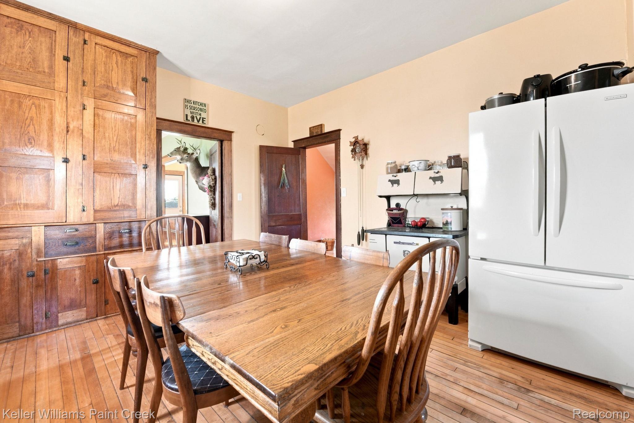 8850 Lohr Road Avoca, MI 48006 - Photo 8 of 22 42-web-or-mls-8850-lohr-rd.jpg