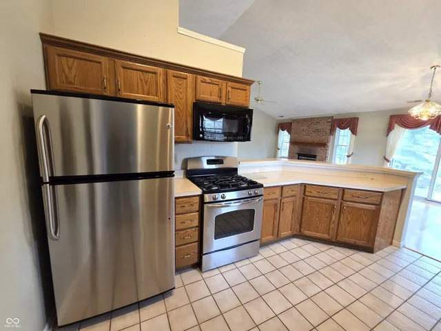 $289,000 | 938 Eagle Brook Circle, Shelbyville, IN 46176