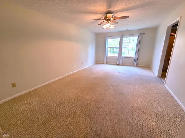 $289,000 | 938 Eagle Brook Circle, Shelbyville, IN 46176