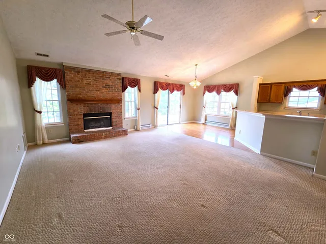 $289,000 | 938 Eagle Brook Circle, Shelbyville, IN 46176