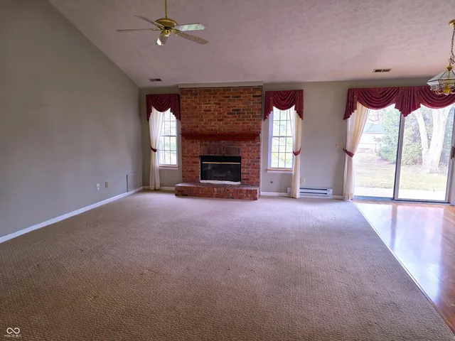 $289,000 | 938 Eagle Brook Circle, Shelbyville, IN 46176