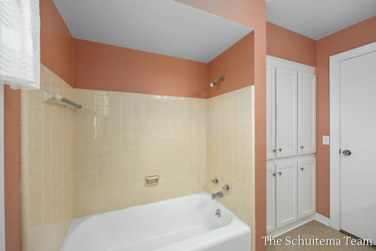 4526 Bauer Road Hudsonville, MI 49426 - Photo 18 of 46 4526-Bauer_022