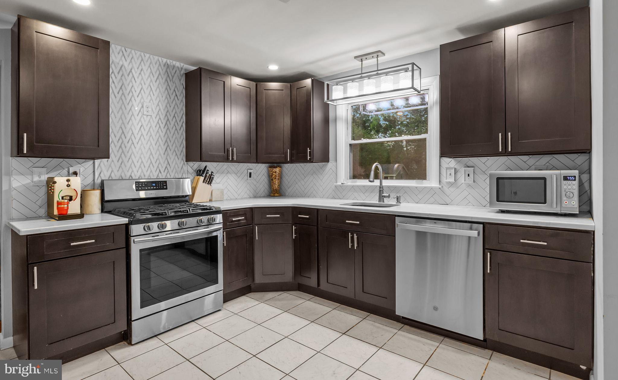 224 Crestview Road Hatboro, PA 19040 - Photo 18 of 28 Gallery Image 18