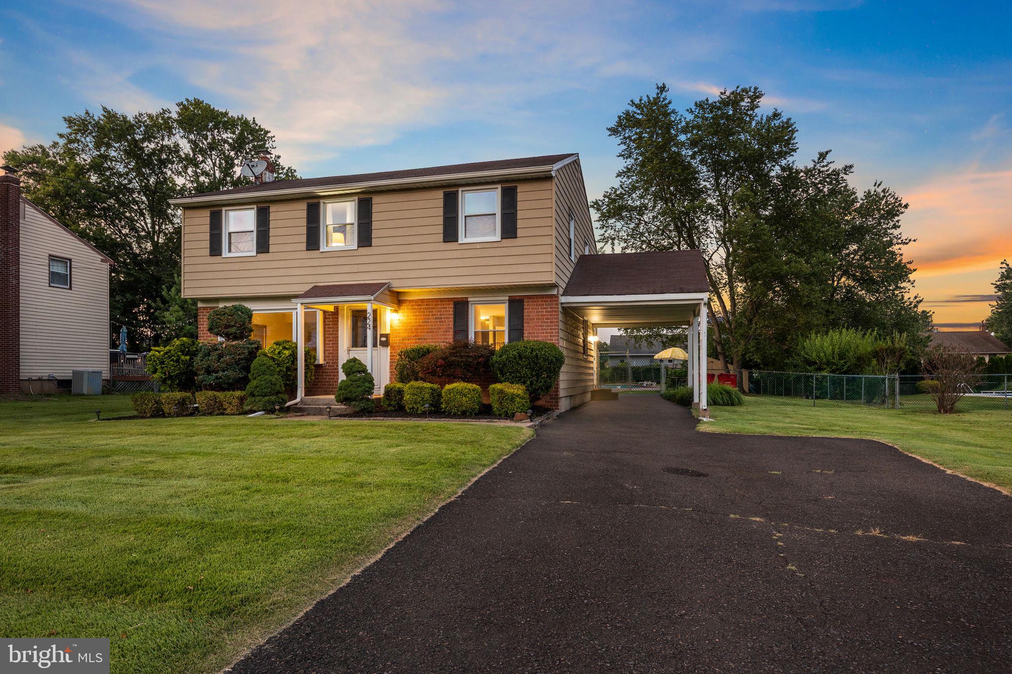 224 Crestview Road Hatboro, PA 19040 - Photo 2 of 28 Gallery Image 2