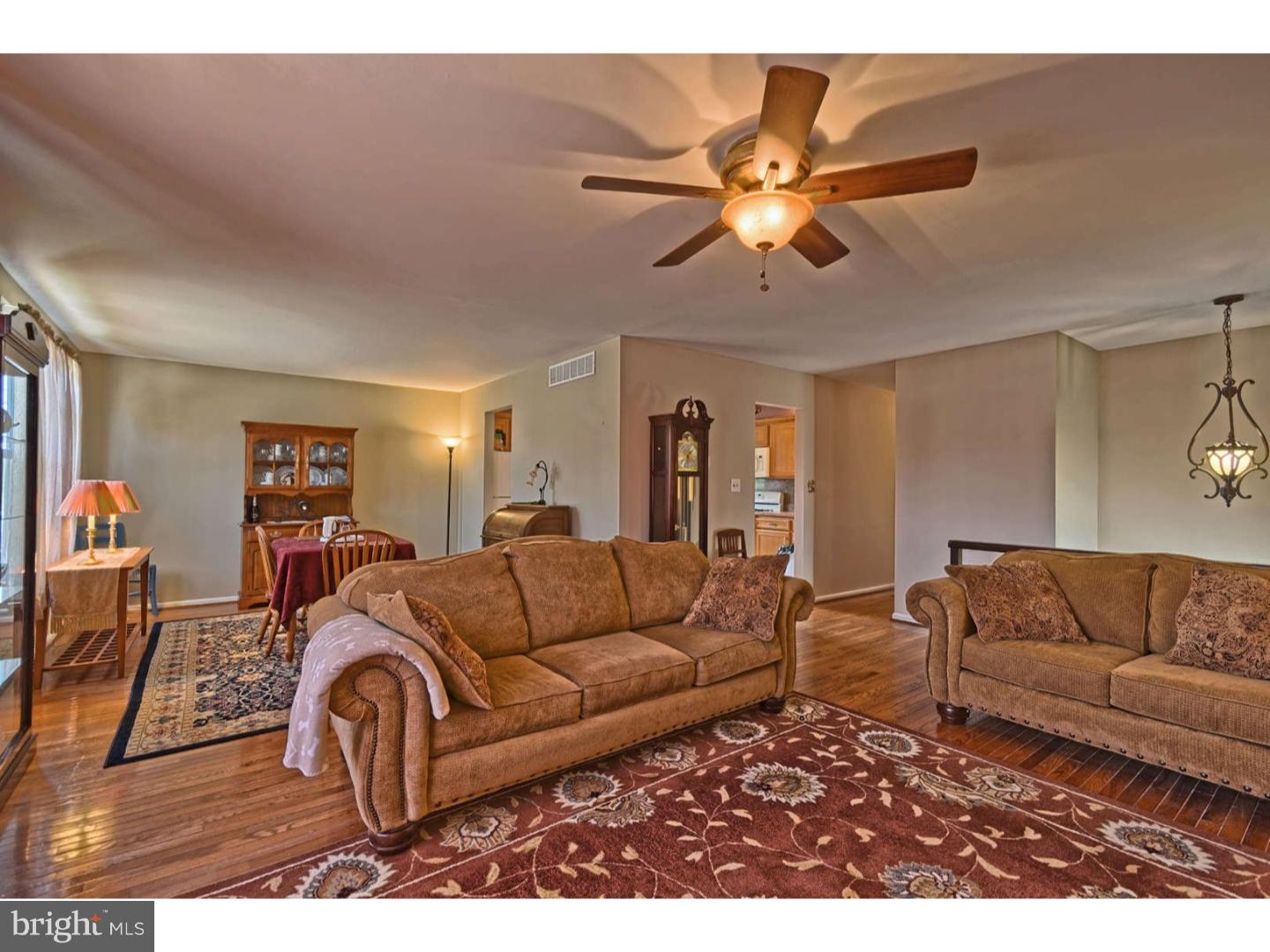 229 Tomlin Road Gibbstown, NJ 08027 - Photo 2 of 22