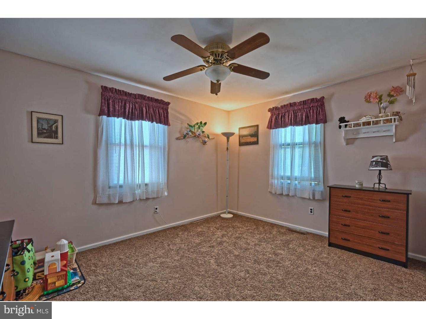 229 Tomlin Road Gibbstown, NJ 08027 - Photo 11 of 22