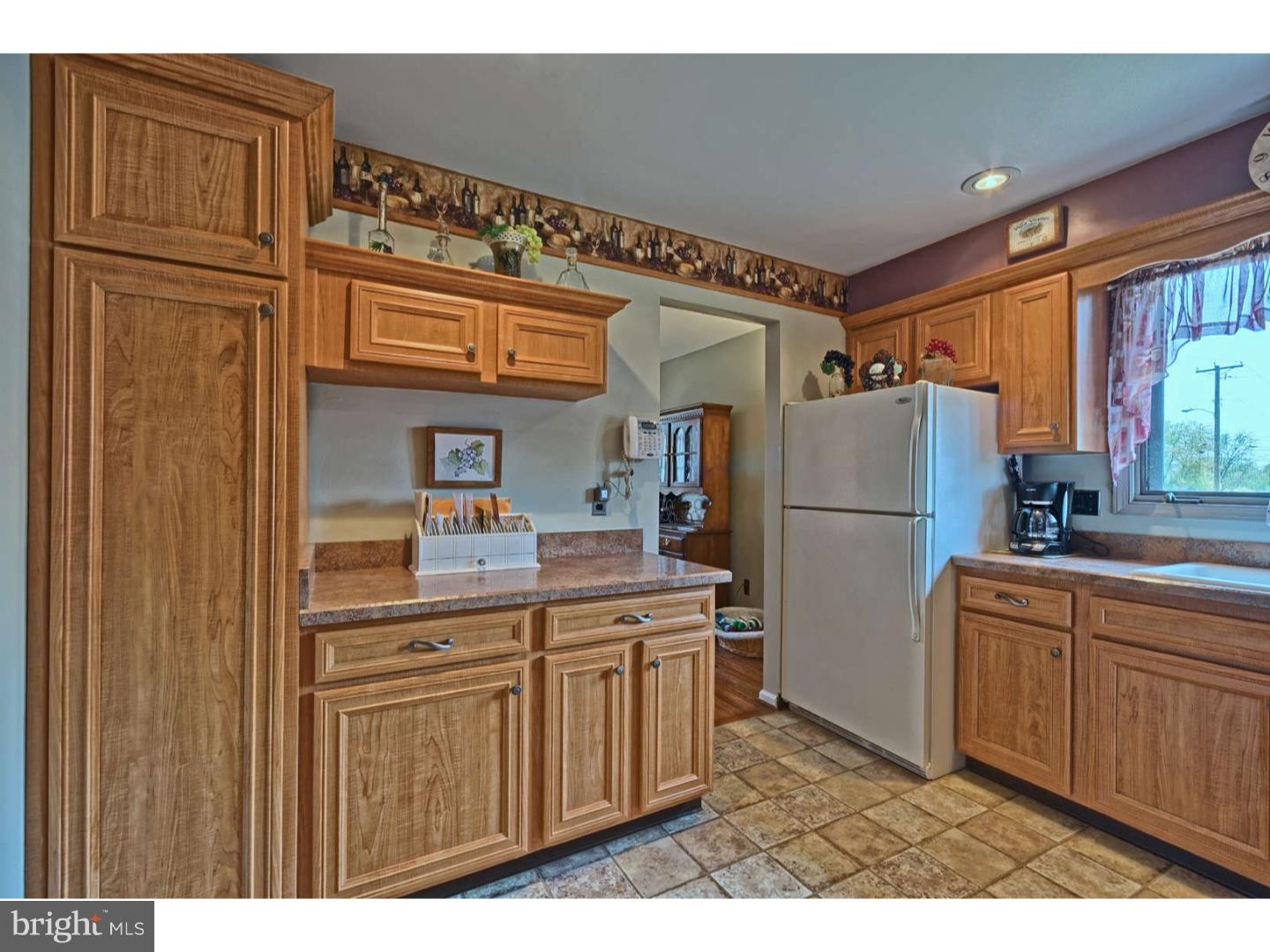 229 Tomlin Road Gibbstown, NJ 08027 - Photo 6 of 22