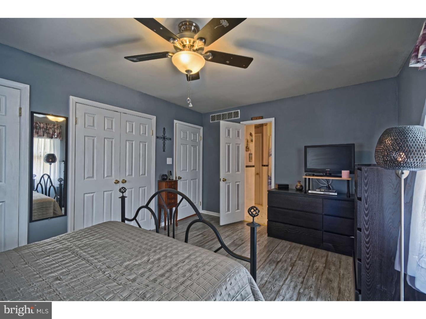 229 Tomlin Road Gibbstown, NJ 08027 - Photo 8 of 22