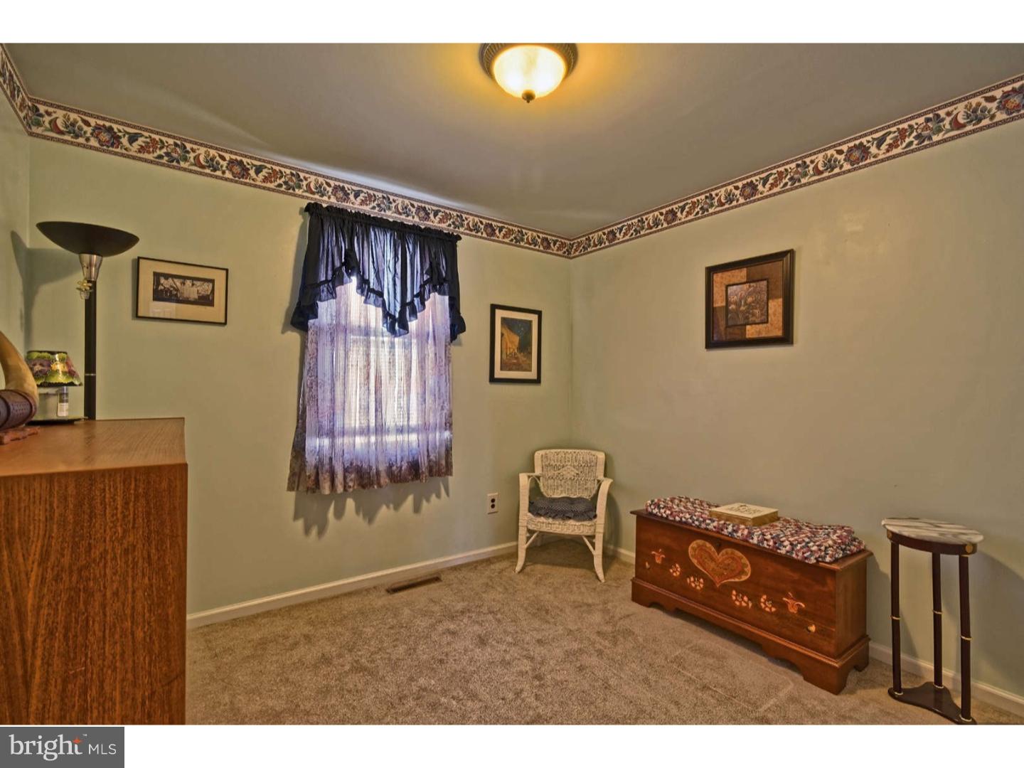 229 Tomlin Road Gibbstown, NJ 08027 - Photo 10 of 22