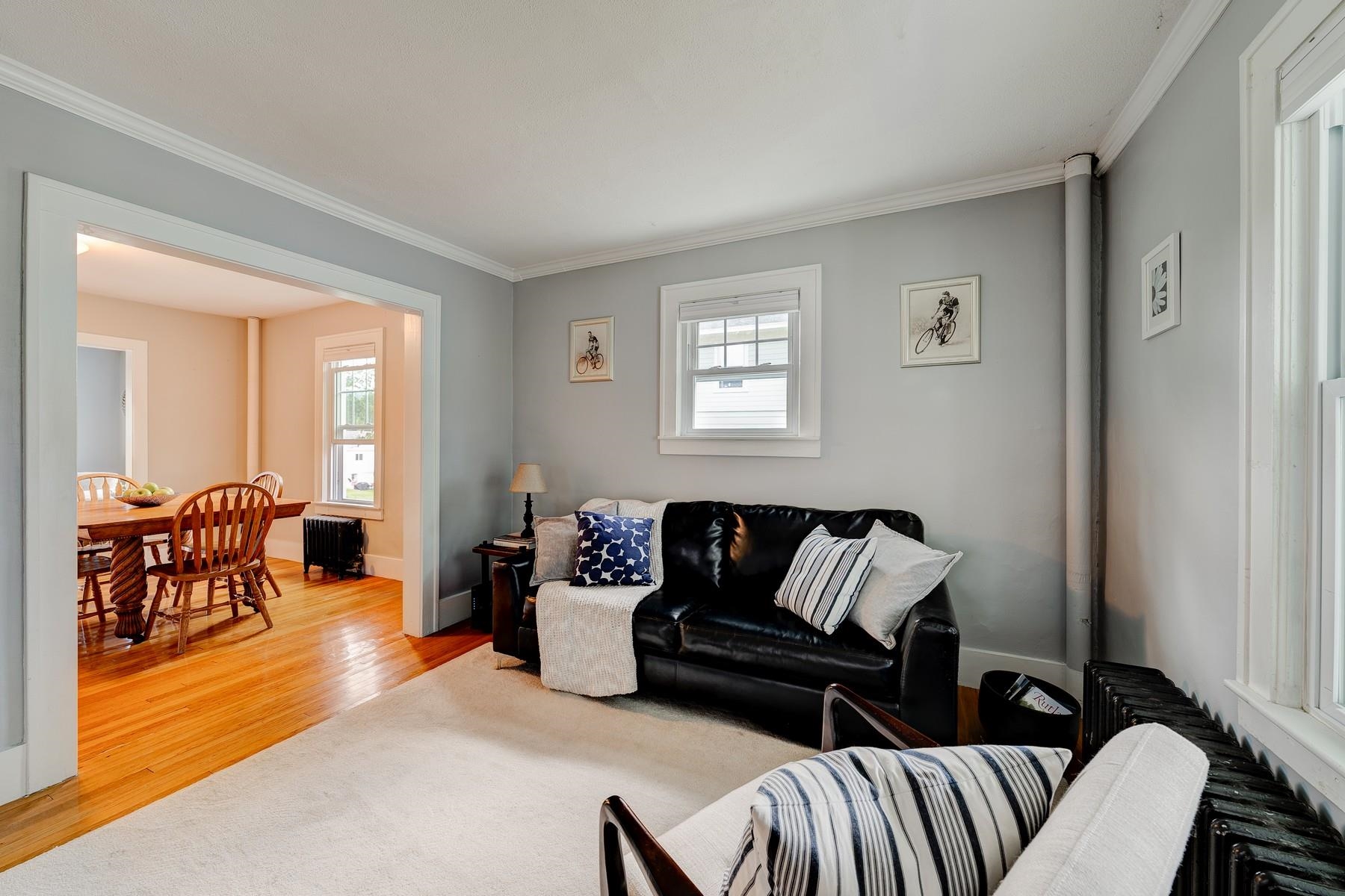 8 Wallace Avenue Rutland, VT 05701 - Photo 4 of 21