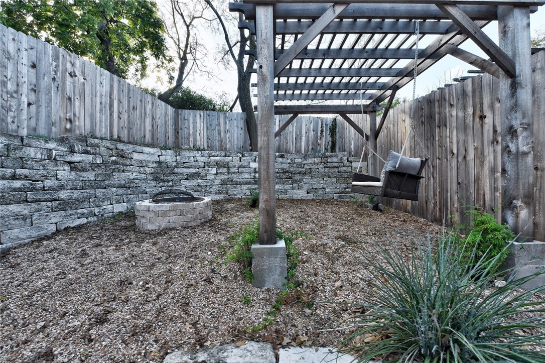 1700 Perez Street, Unit A Austin, TX 78721 - Photo 24 of 25