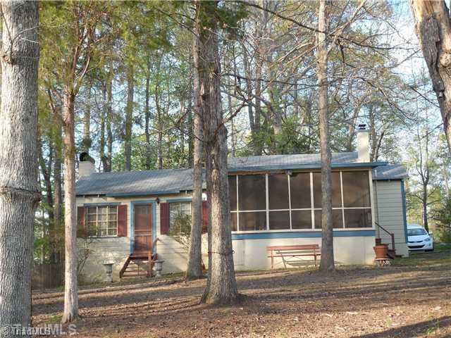 520 Riverview Road Lexington, NC 27292 - Photo 3 of 16 Exterior Front.