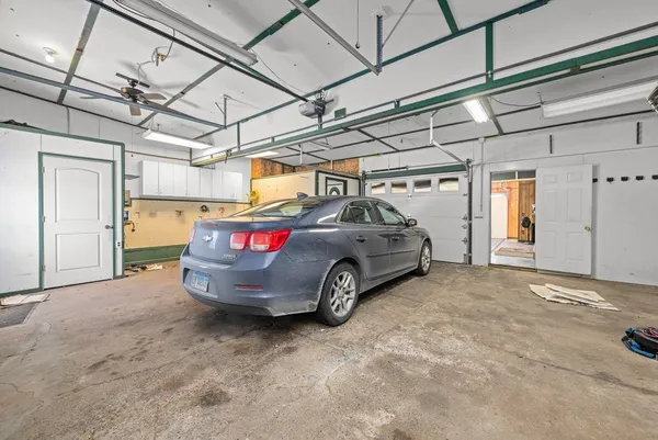 $224,900 | 409 233rd Street, Aledo, IL 61231