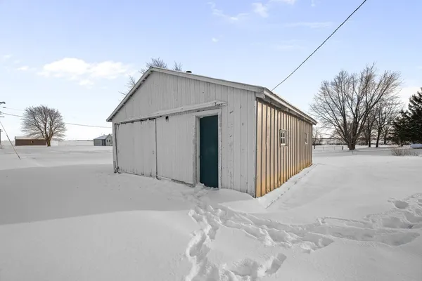 $224,900 | 409 233rd Street, Aledo, IL 61231